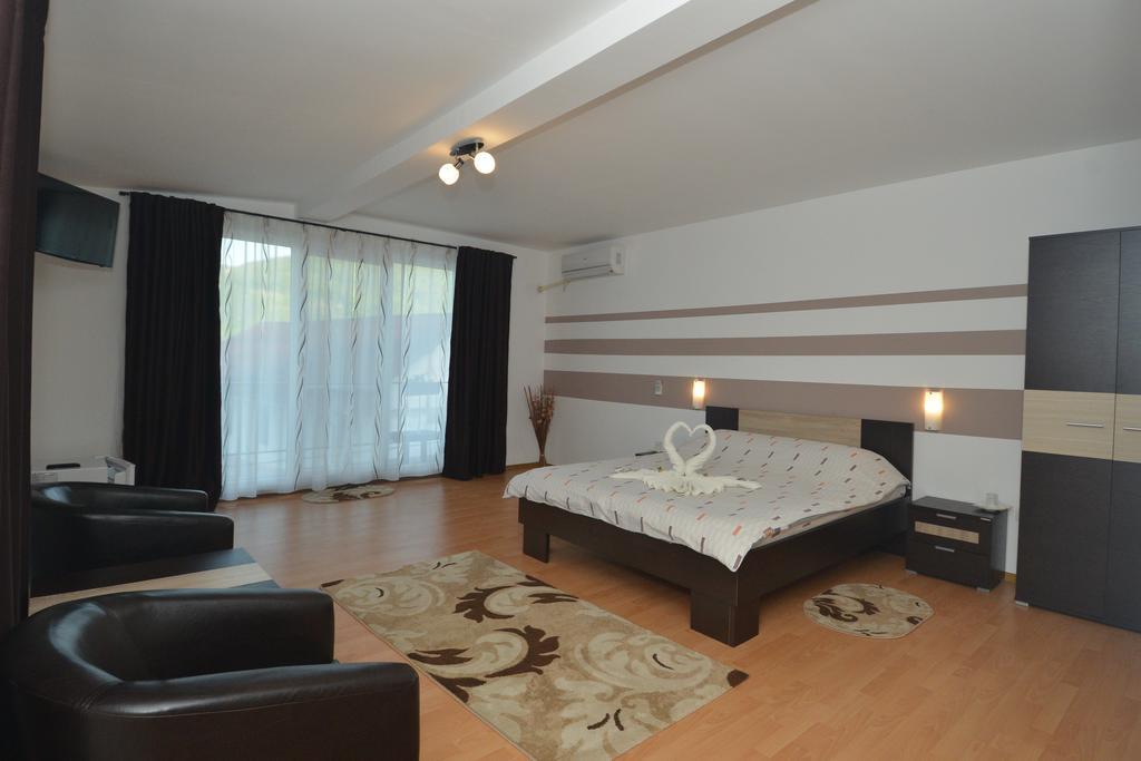 Casa Verde Orsova Luaran gambar